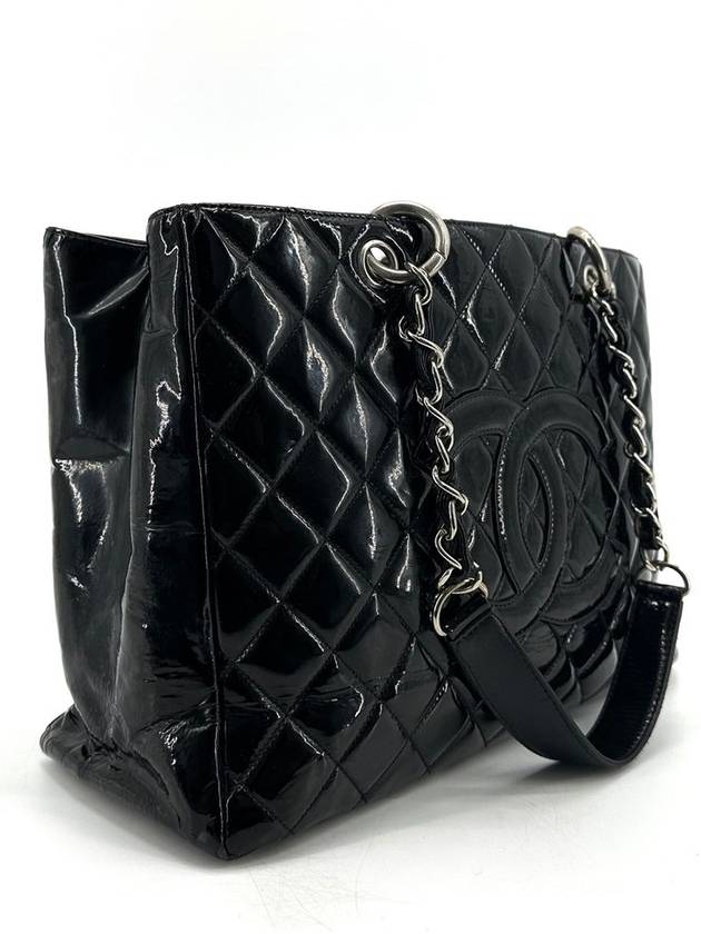 Patent Grand Shopping Shoulder Bag - CHANEL - BALAAN 4