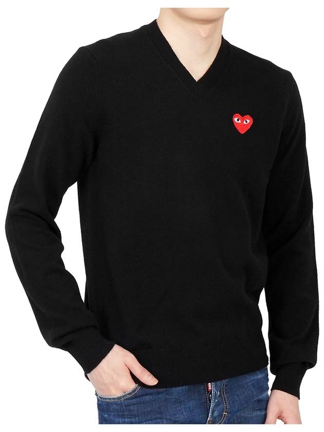 Red Heart Wappen V-Neck Wool Knit P1 N002 1 Black - COMME DES GARCONS - BALAAN 6