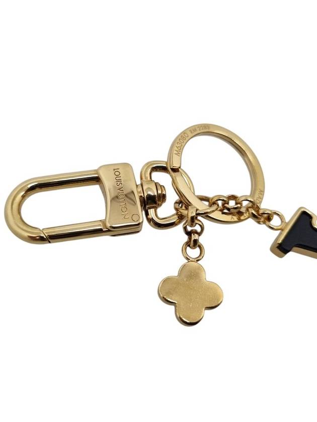 M63080 LV Capucine bag charm key holder - LOUIS VUITTON - BALAAN 5