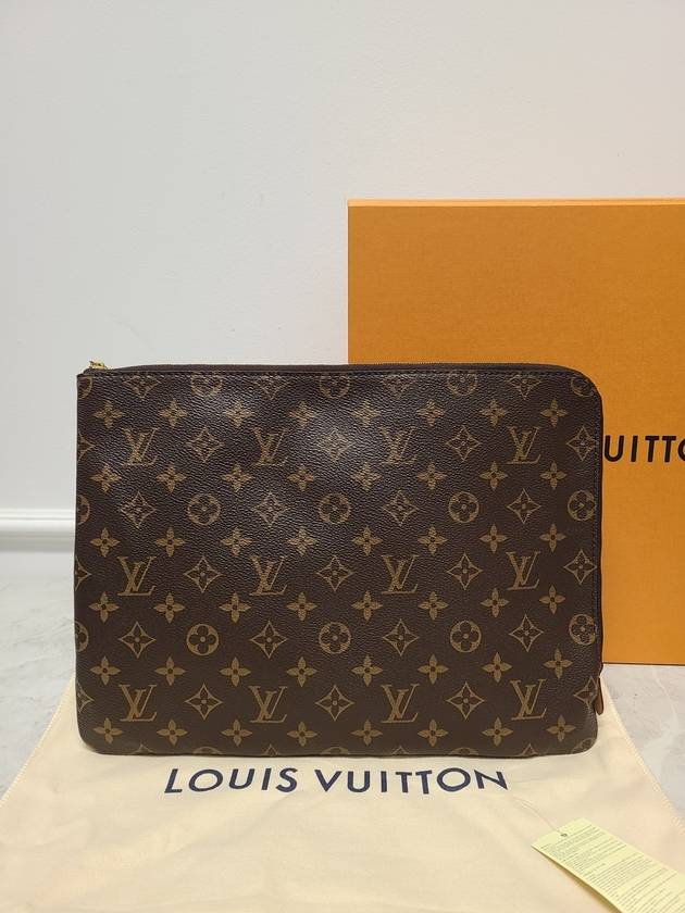 Monogram Ettu Voyage Clutch Bag MM - LOUIS VUITTON - BALAAN 6