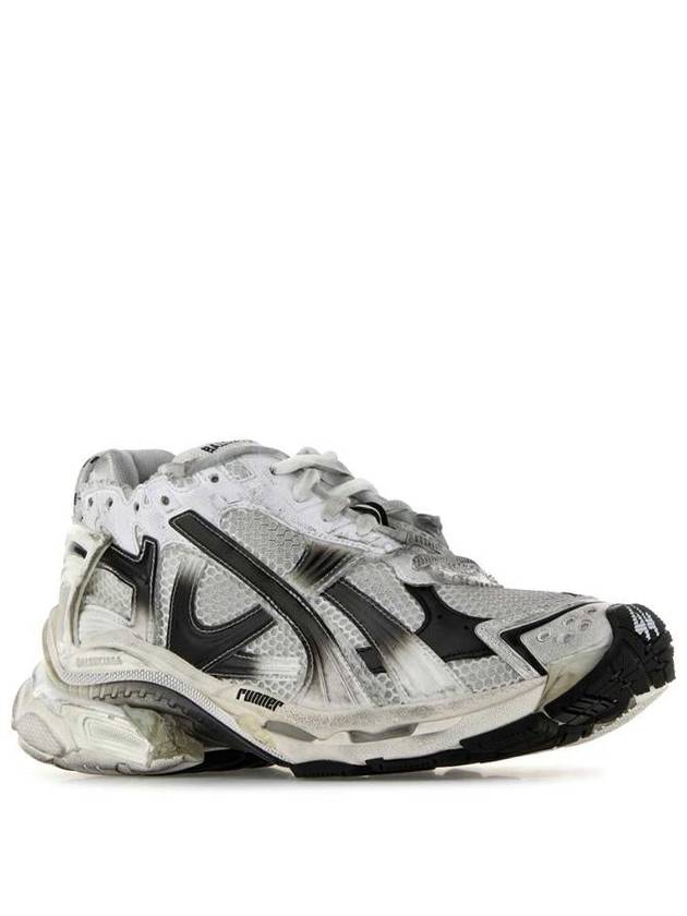 Runner Gradient Low Top Sneakers White Black - BALENCIAGA - BALAAN 3