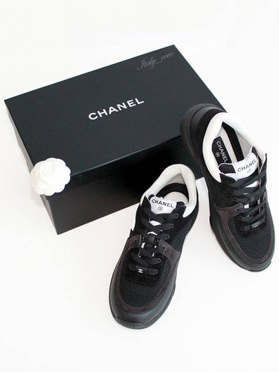 CC Logo Leather Low Top Sneakers Black - CHANEL - BALAAN 2