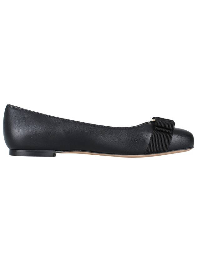 Varina Bow Ballet Flats Black - SALVATORE FERRAGAMO - BALAAN 5