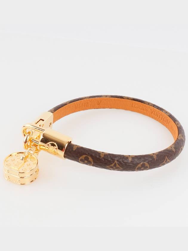 Women's LV Tribute Charm Bracelet Brown Gold - LOUIS VUITTON - BALAAN 5