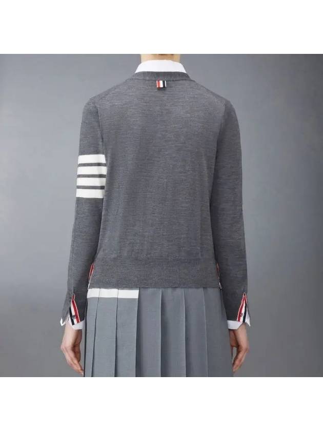 Sustainable Fine Merino Wool 4-Bar Relaxed Fit V-Neck Cardigan Medium Grey - THOM BROWNE - BALAAN 5