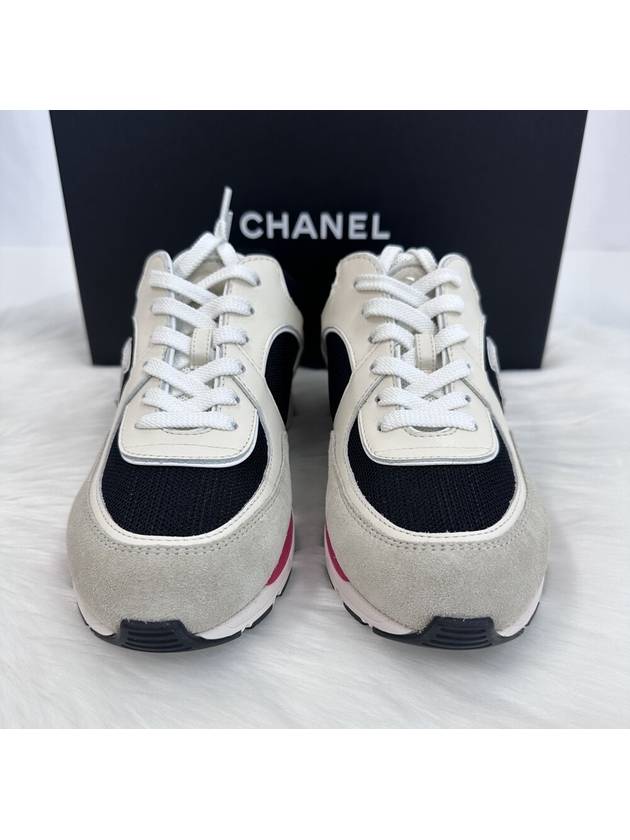 Trainer CC Logo Mesh Suede Low Top Sneakers White Black - CHANEL - BALAAN 4