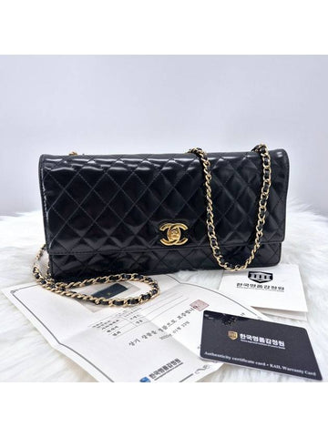 Patent chain cross bag black - CHANEL - BALAAN 1