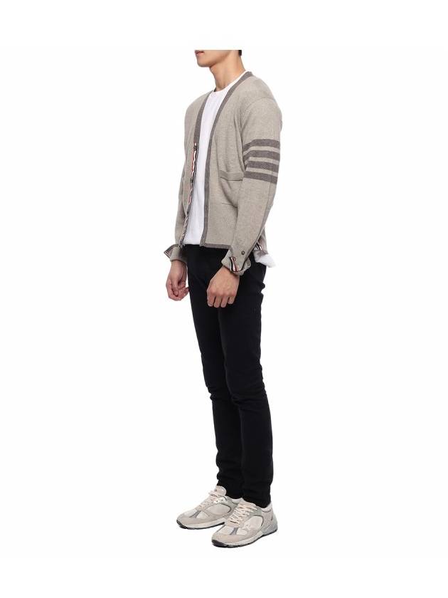 Men's Diagonal Armband Cashmere V-Neck Cardigan Beige - THOM BROWNE - BALAAN 5