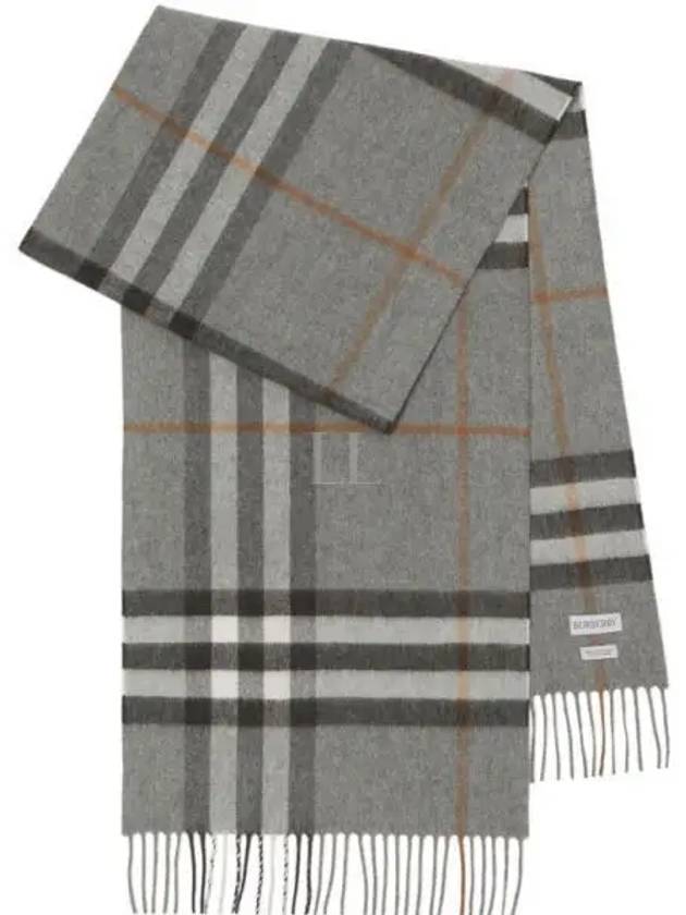 Giant Check Cashmere Scarf Grey - BURBERRY - BALAAN 2