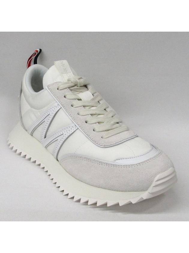 Pacey Low-Top Sneakers Milk White - MONCLER - BALAAN 2