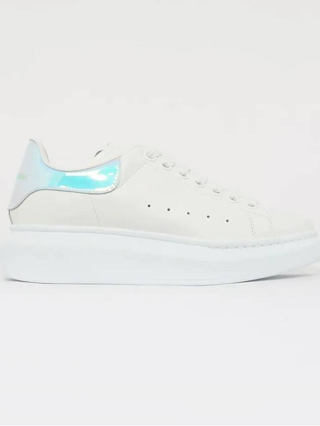 Oversized Low Top Sneakers White Iridescent - ALEXANDER MCQUEEN - BALAAN 4