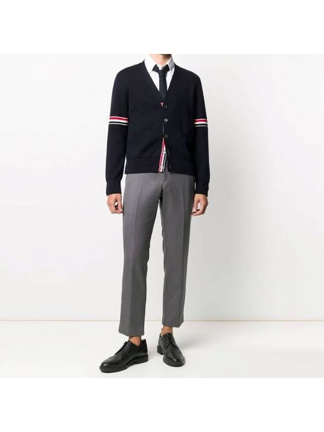 Milano Stitch Sprite Armband Cotton V-neck Cardigan Light Grey - THOM BROWNE - BALAAN 6