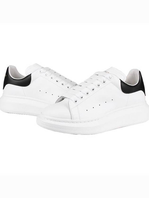 Oversized Leather Tab Low Top Sneakers White - ALEXANDER MCQUEEN - BALAAN 3