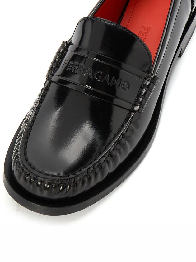 Salvatore Logo Calfskin Loafers Black - SALVATORE FERRAGAMO - BALAAN.