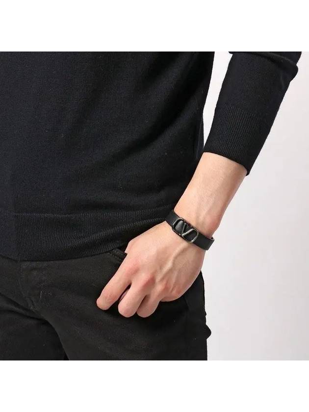 V Logo Leather Bracelet Black - VALENTINO - BALAAN.