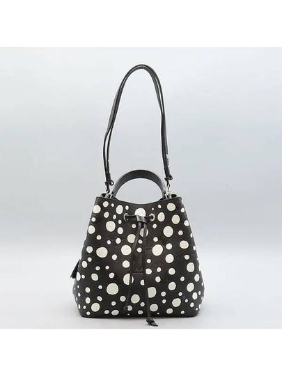 M21753 Black White x Yayoi Kusama Collection Neonoe MM Shoulder Bag - LOUIS VUITTON - BALAAN 2