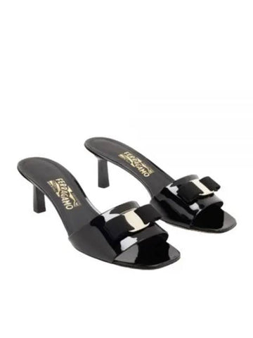 Ferragamo 01E562 758004 C Vara Bow Slide - SALVATORE FERRAGAMO - BALAAN 1