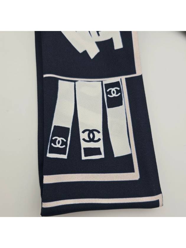 Scarf Bandeau Twilly CC Logo AA8527 - CHANEL - BALAAN 7