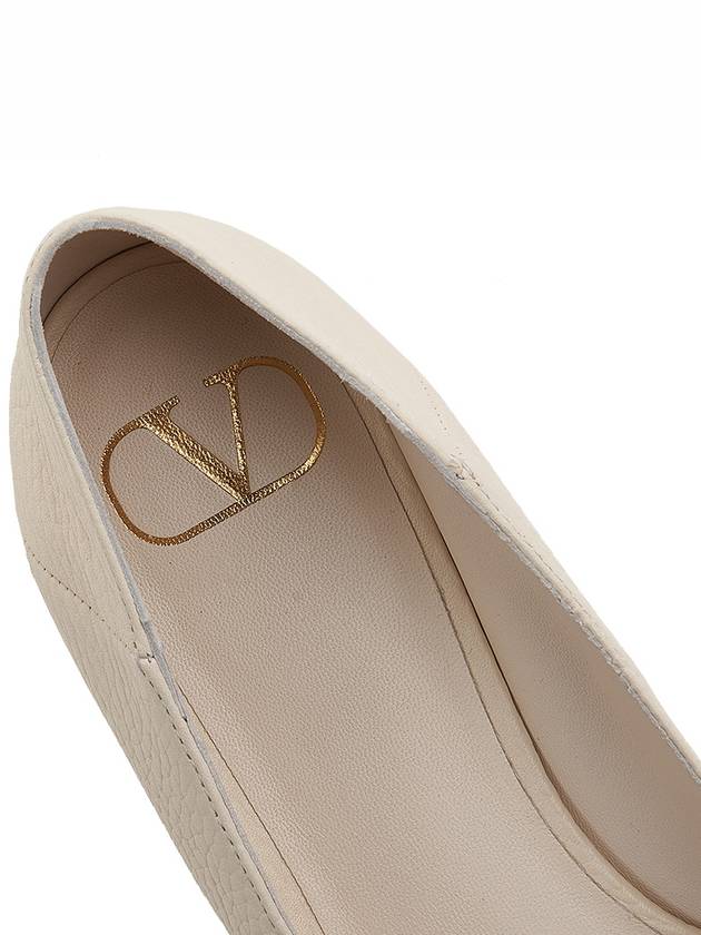 Women's V Logo Flats Ivory - VALENTINO - BALAAN 8