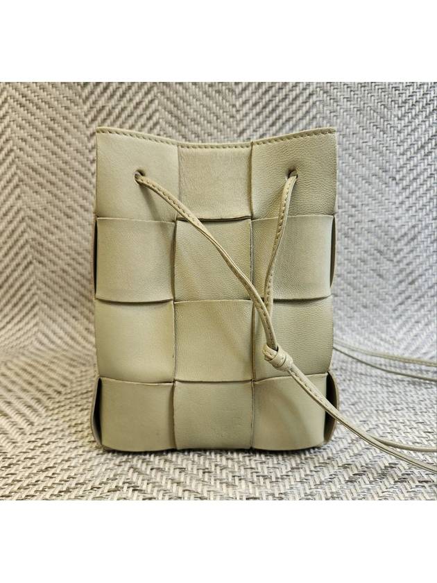 Intrecciato small bucket bag - BOTTEGA VENETA - BALAAN 5