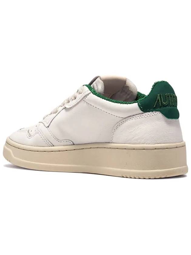 Women's Medalist Goat Green Tab Low Top Sneakers White - AUTRY - BALAAN 4