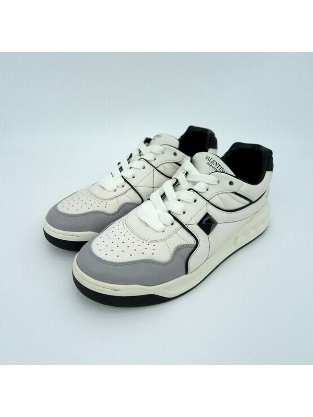 One stud sneakers WY2S0E71 - VALENTINO - BALAAN 1