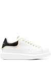 Oversized Black Tab Low-Top Sneakers White - ALEXANDER MCQUEEN - BALAAN 2