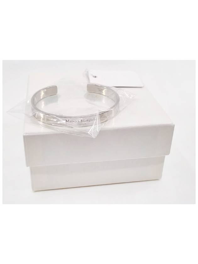 Engraving Logo Cuff Bracelet Silver - MAISON MARGIELA - BALAAN 4