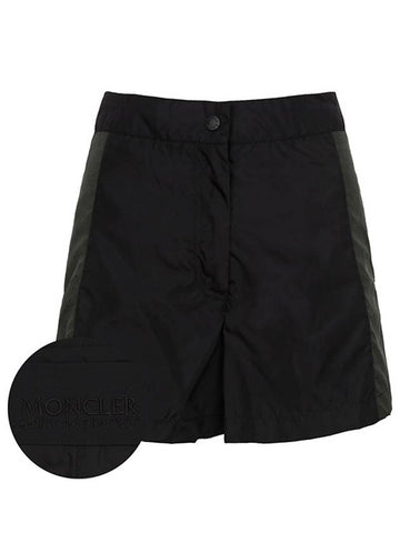 Black back logo shorts pants 2B00012 539ZD 998 00036 - MONCLER - BALAAN 1