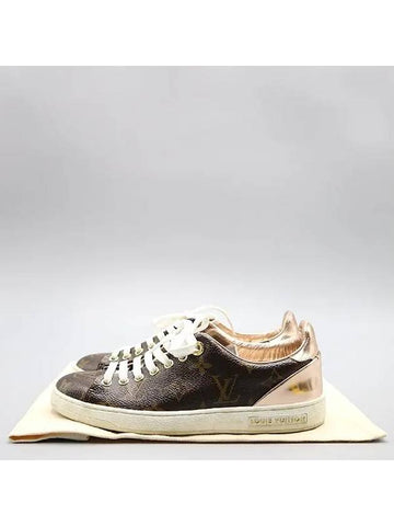 Smith Market 1A1F4H Sneakers Women s Shoes - LOUIS VUITTON - BALAAN 1