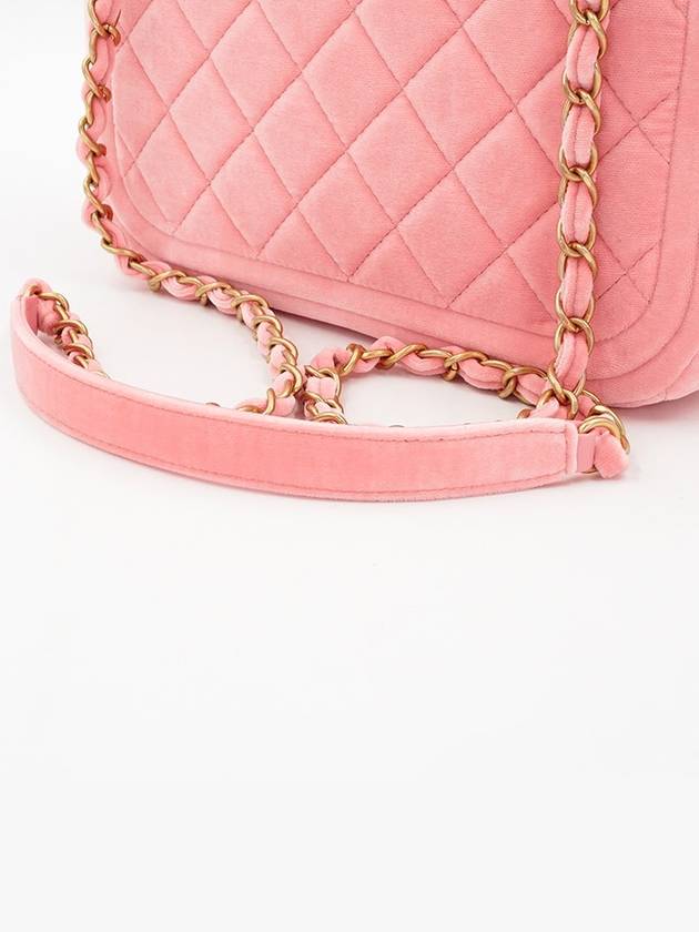 Women s Season Velvet Flap Bag Small - CHANEL - BALAAN 17