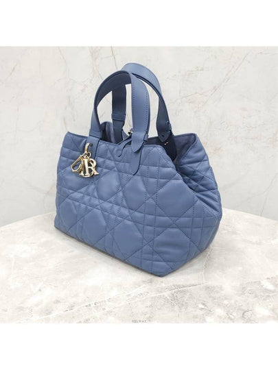 Lux You Tou Juch Medium Bag Denim Blue Macro Cannage M2821OSHJ - DIOR - BALAAN 2