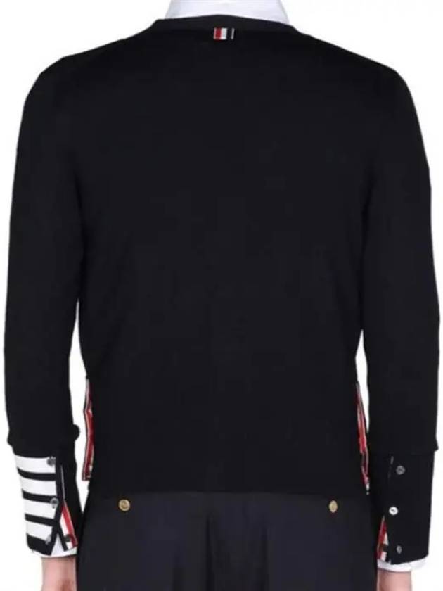 Men's Fine Merino Wool 4 Bar Cuff V-Neck Cardigan Navy - THOM BROWNE - BALAAN 4