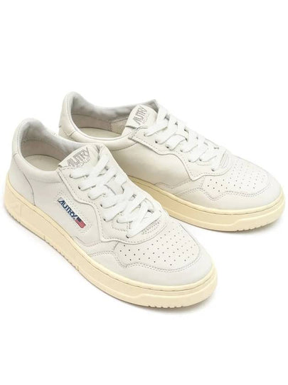 Medalist Goatskin Low Top Sneakers White - AUTRY - BALAAN 2