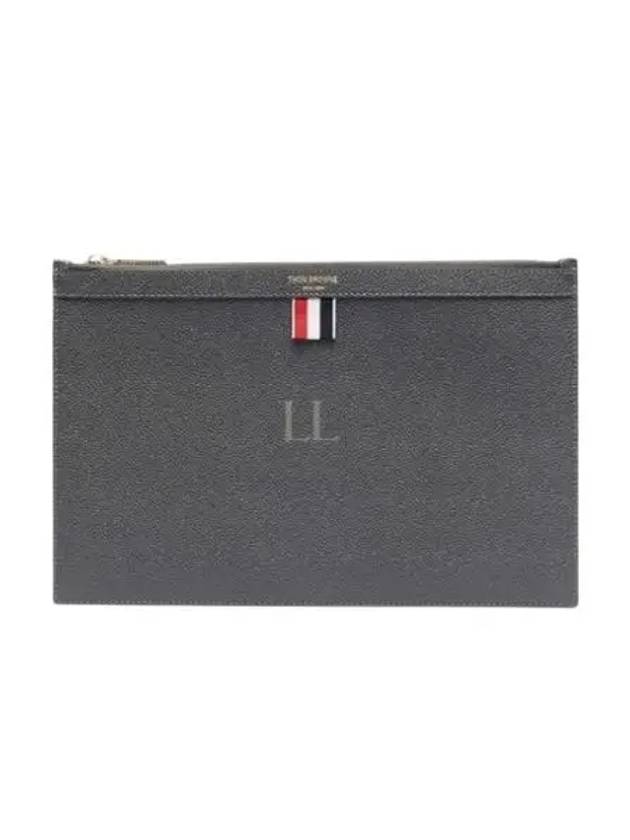 Pebble Grain Three Stripes Zipper Small Clutch Bag Dark Grey - THOM BROWNE - BALAAN 2