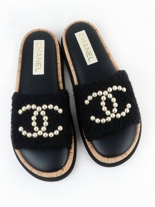 Pearl CC Logo Tweed Slippers G45575 B16466 94305 - CHANEL - BALAAN 1