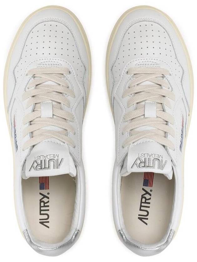 Medalist Leather Metal Silver Tab Low Top Sneakers White - AUTRY - BALAAN 2