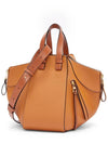 Embossed Logo Tote Bag Light Caramel - LOEWE - BALAAN 3