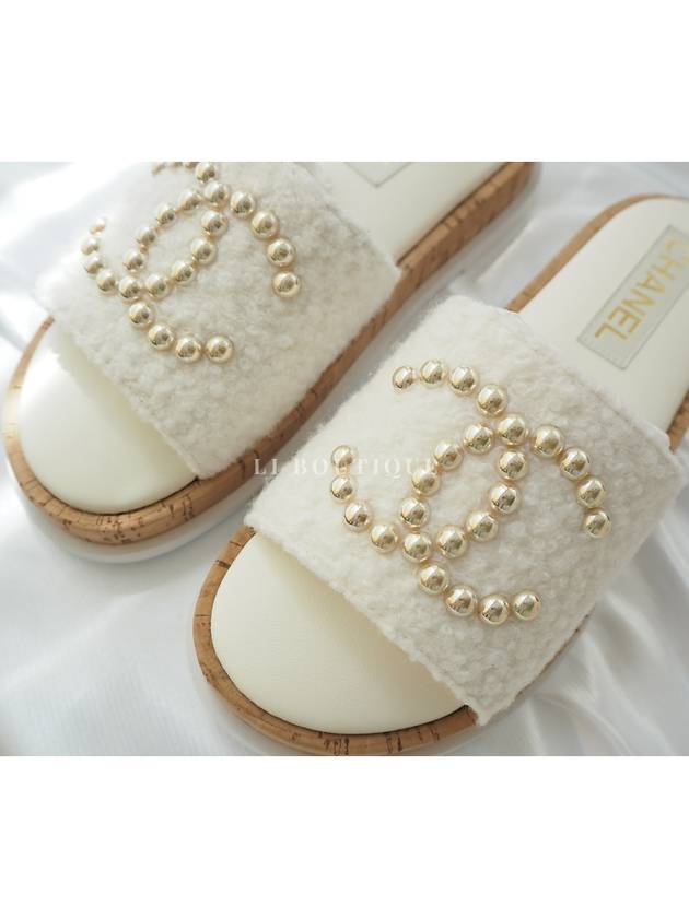 24 CC Logo Pearl Tweed Slippers Mule Ivory G45575 - CHANEL - BALAAN 4