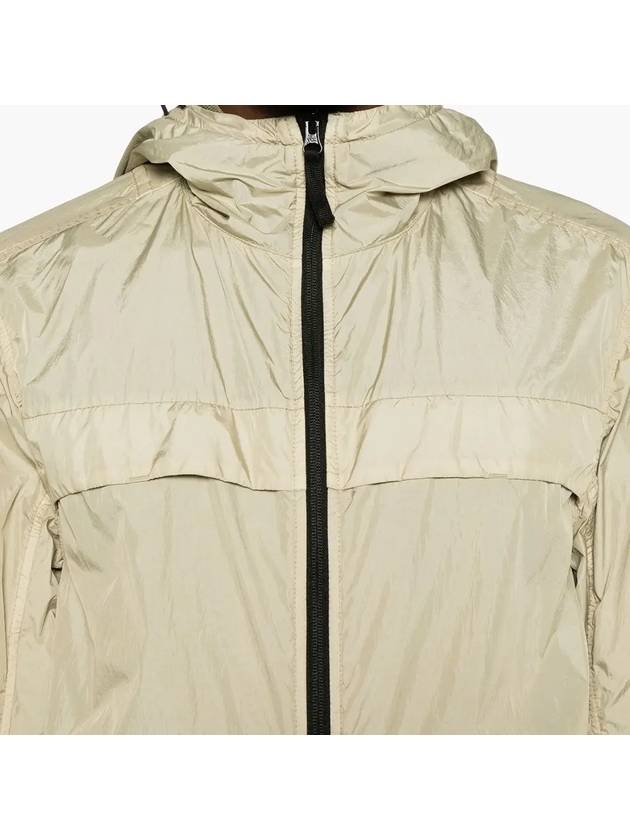 Garment Dyed Crinkle Reps R-Nylon Windbreaker Sand - STONE ISLAND - BALAAN 6