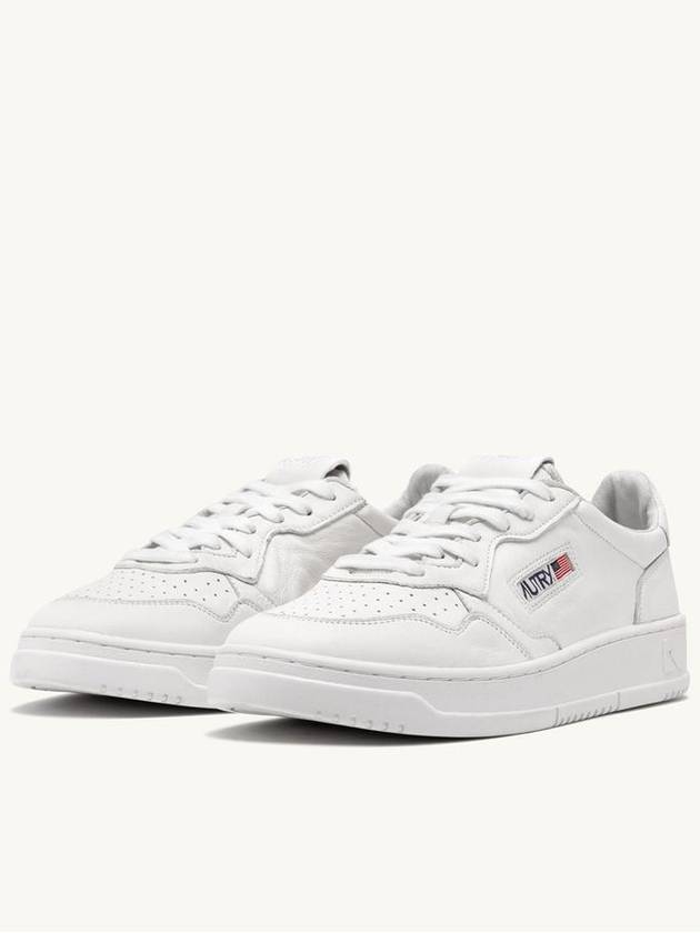 Medalist Goatskin Low Top Sneakers White - AUTRY - BALAAN 2