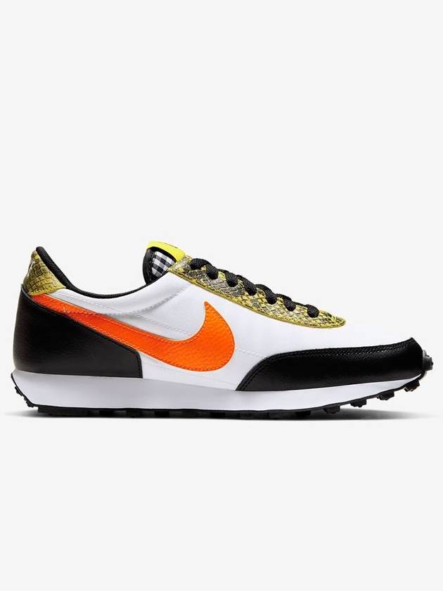 Daybreak Low Top Sneakers White Orange Black - NIKE - BALAAN 8