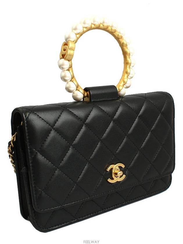 women cross bag - CHANEL - BALAAN 2