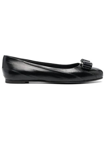 Salvatore Women's Bara Round Toe Ballerina Black - SALVATORE FERRAGAMO - BALAAN 1