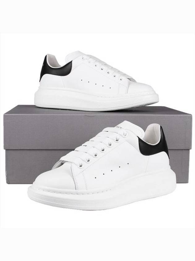 Oversized Leather Tab Low Top Sneakers White - ALEXANDER MCQUEEN - BALAAN 9