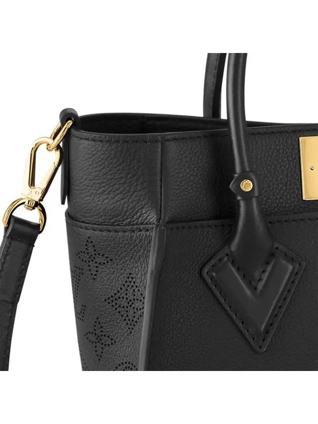 On My Side PM Tote Bag Black - LOUIS VUITTON - BALAAN 5