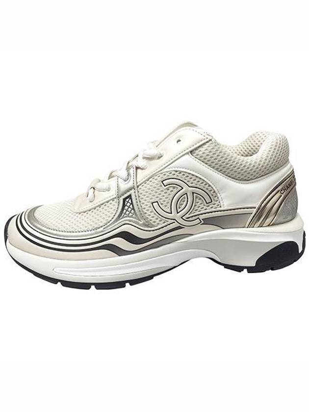 Women CC Logo Fabric Laminated Low Top Sneakers Silver Ivory - CHANEL - BALAAN 4