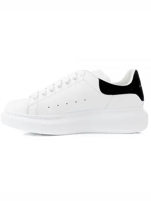 Oversized Low Top Sneakers White - ALEXANDER MCQUEEN - BALAAN 2