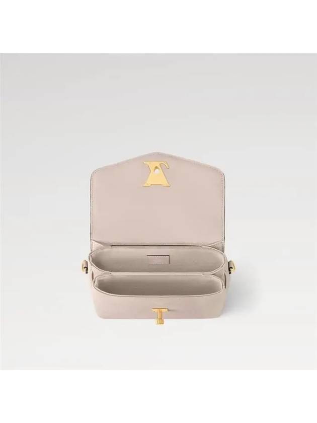 Oxford Lock Me Leather Shoulder Bag Beige - LOUIS VUITTON - BALAAN 4