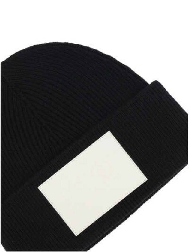 "Wool Beanie Hat With Large Logo Patch" - MAISON MARGIELA - BALAAN 3